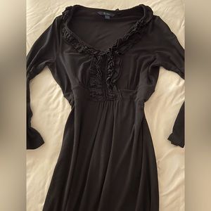 LONG BLACK V NECK DRESS
